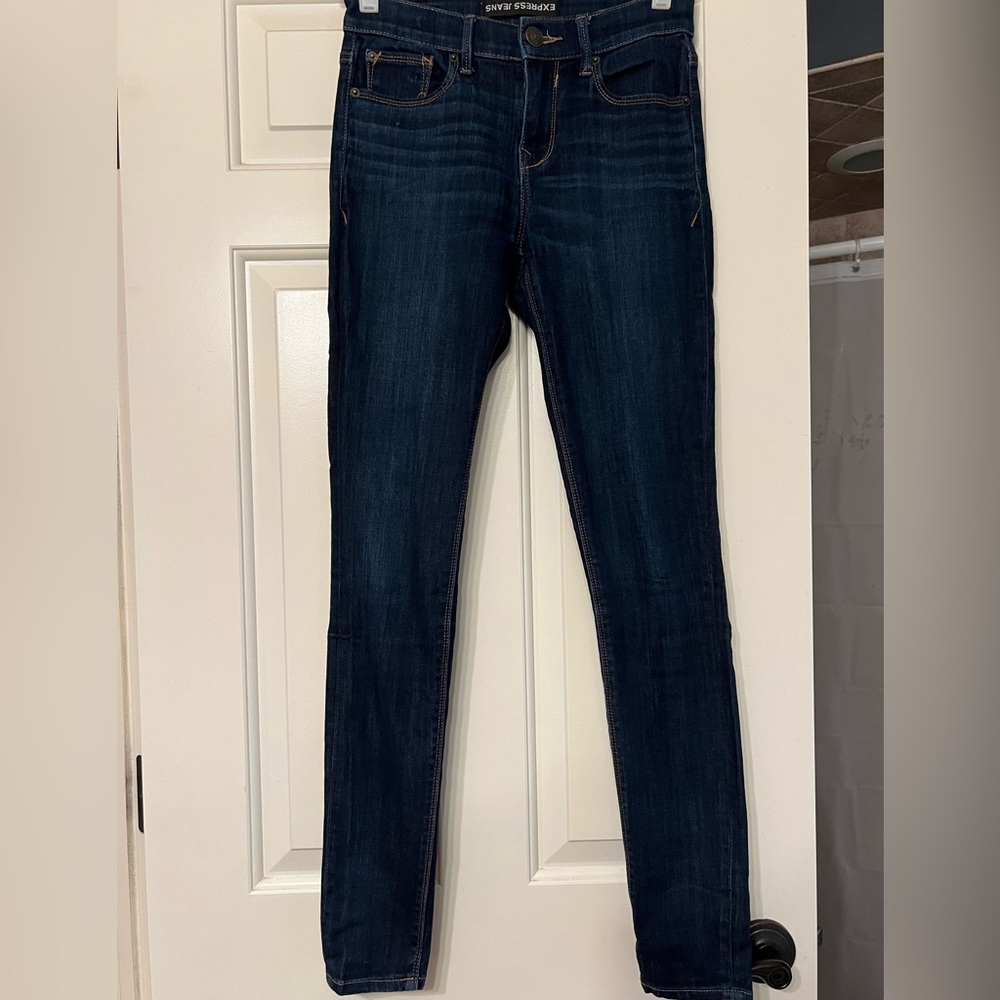 Express Mid Rise Legging Jean
